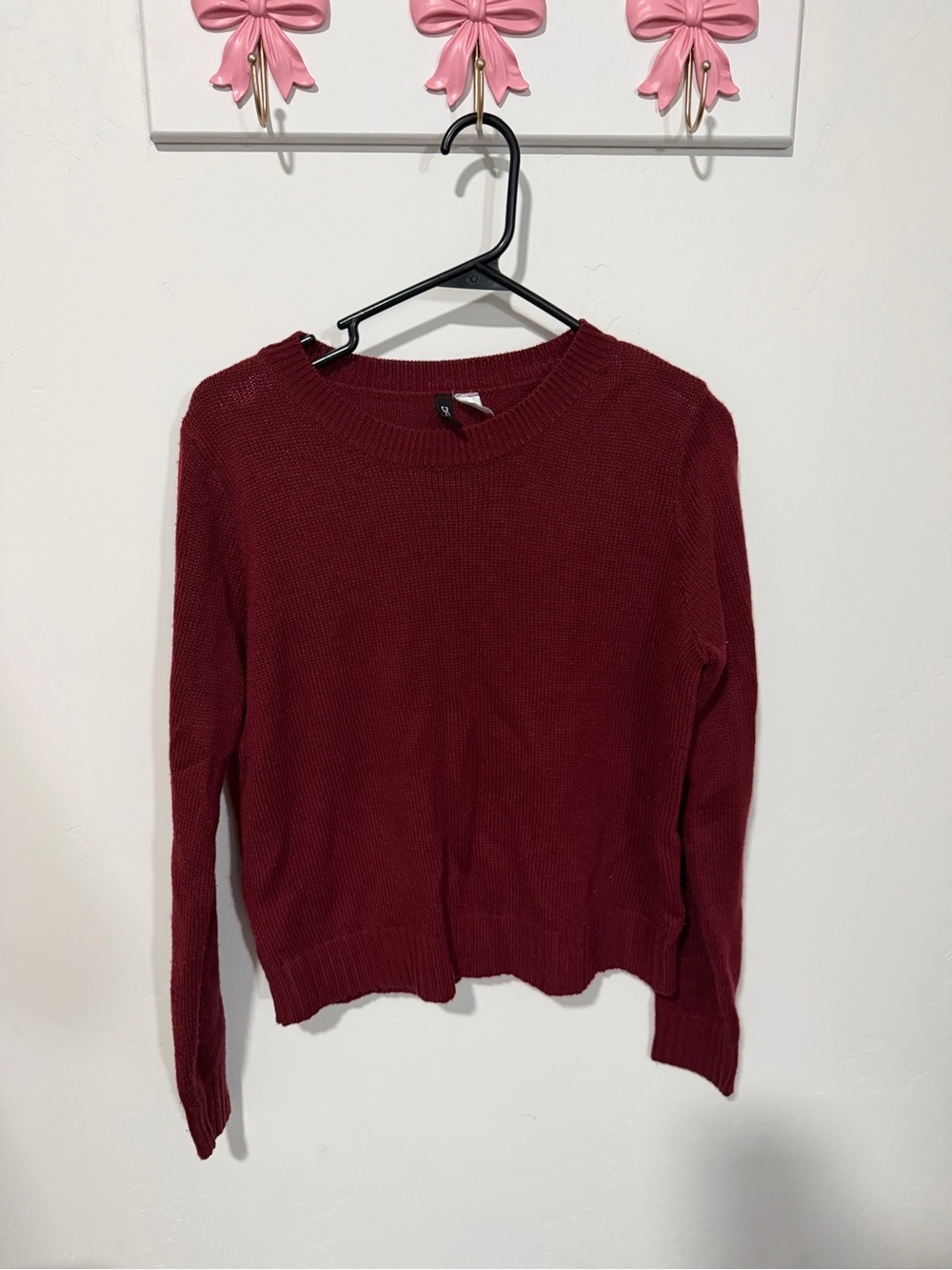 H&M Women's Crewneck Sweater in Wine Red